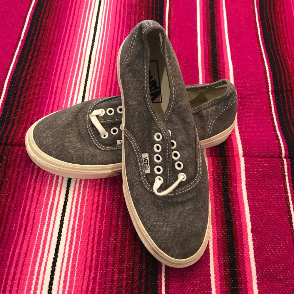 NWOB/NWOT Vans Classic Gray Shoes